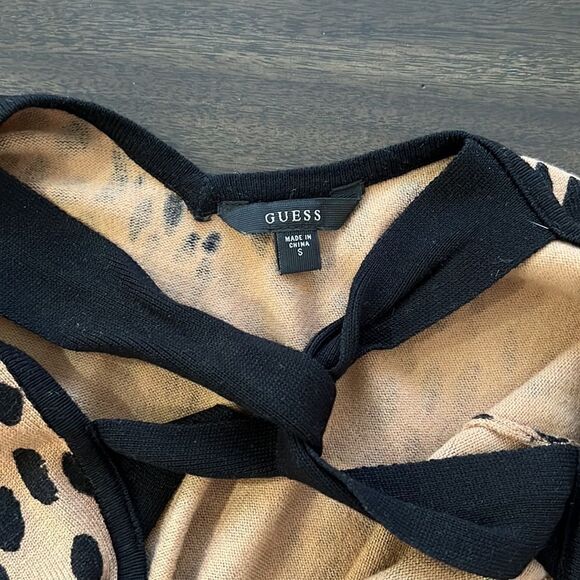 Guess leopard top   - Picture 3 of 3